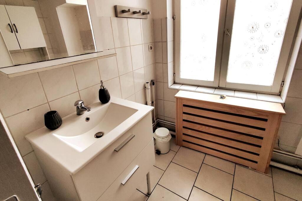 Logement Entier Proche Tribunaux Douai Kültér fotó